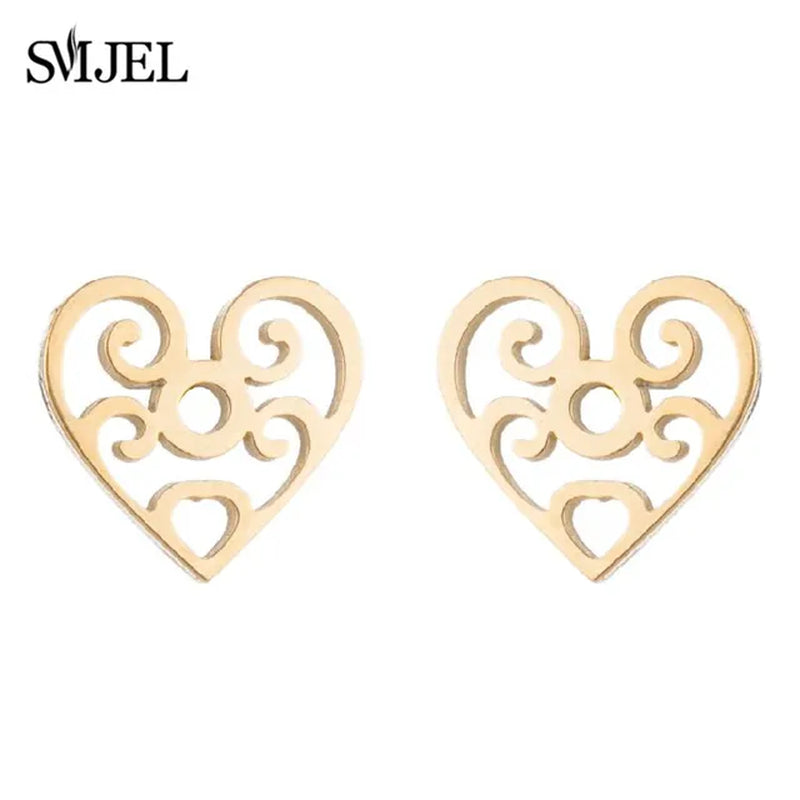 Stainless Steel Creative Poker Ace Stud Earrings Small Black Heart Spades Earrings for Women Girls Jewelry Unique Design Earings